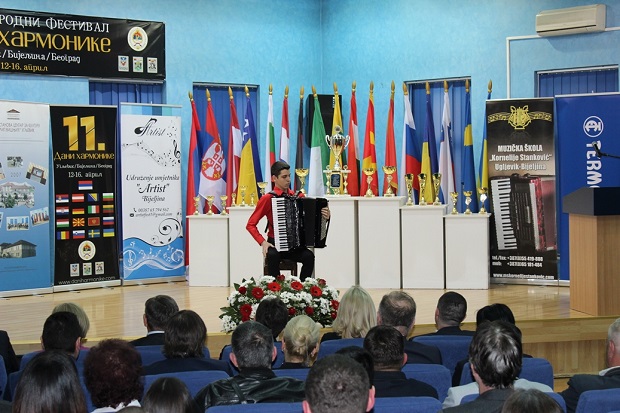 ЦВИЈАНОВИЋ У УГЉЕВИКУ: Сарадња јача локал и РС